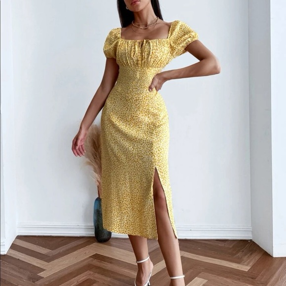 Dress - Picture 2 of 3